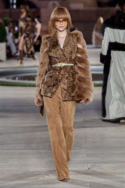 collezioni pellicceria fendi 2019 2020|fendi furs.